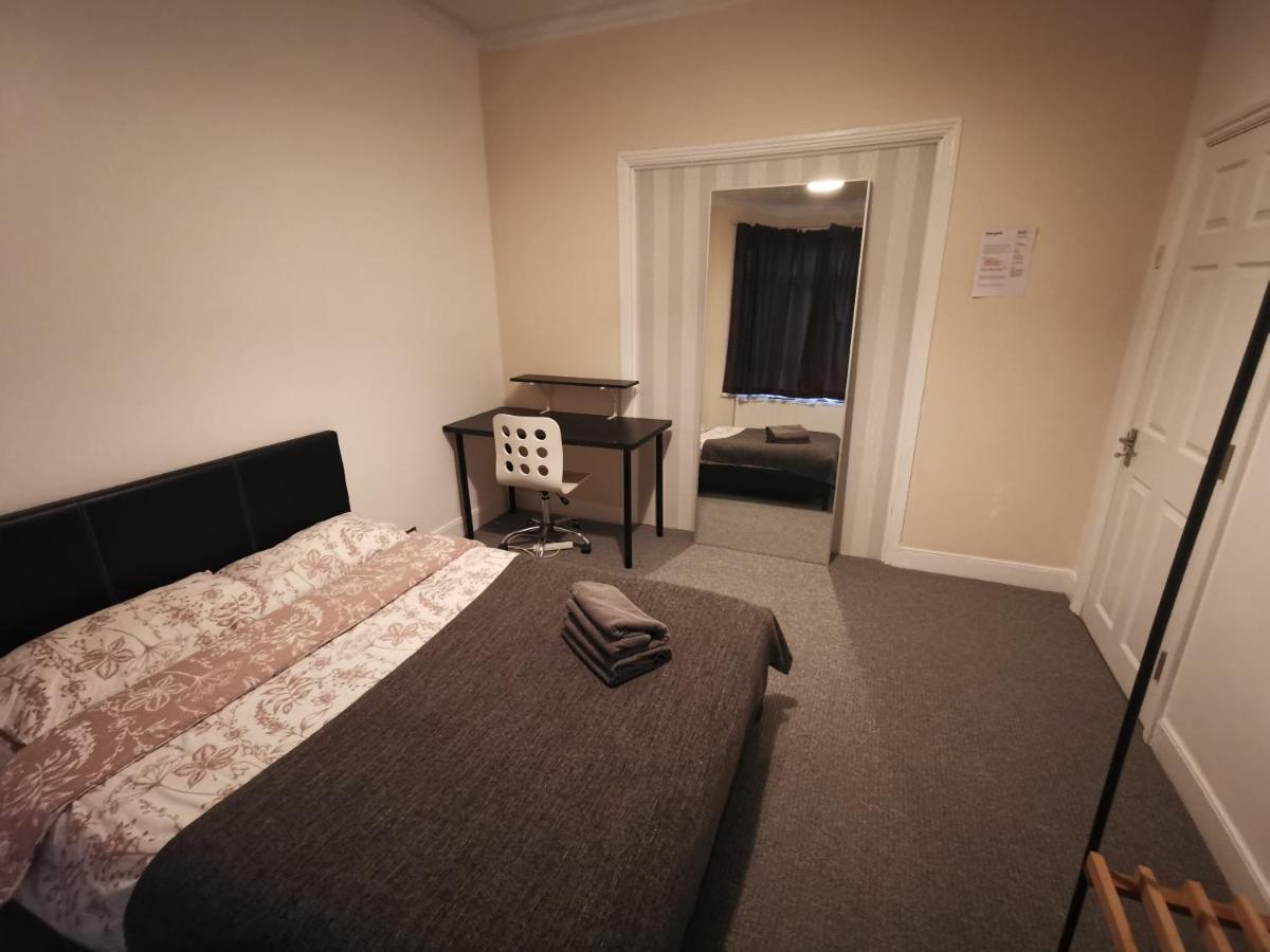 London Budget Guesthouse Room photo